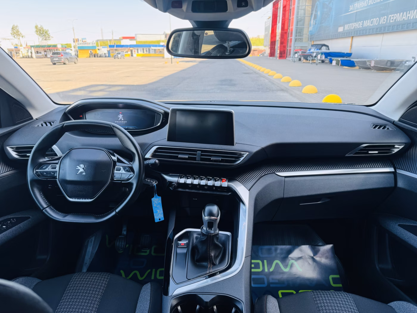 Peugeot 5008 фото 9