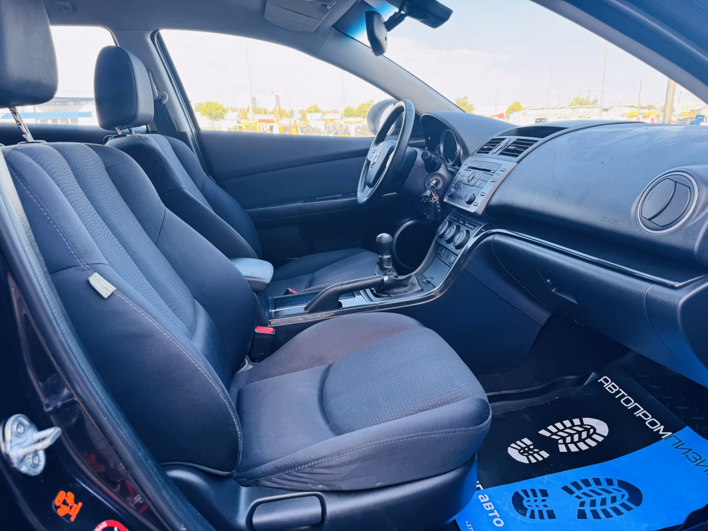 Mazda 6 фото 9