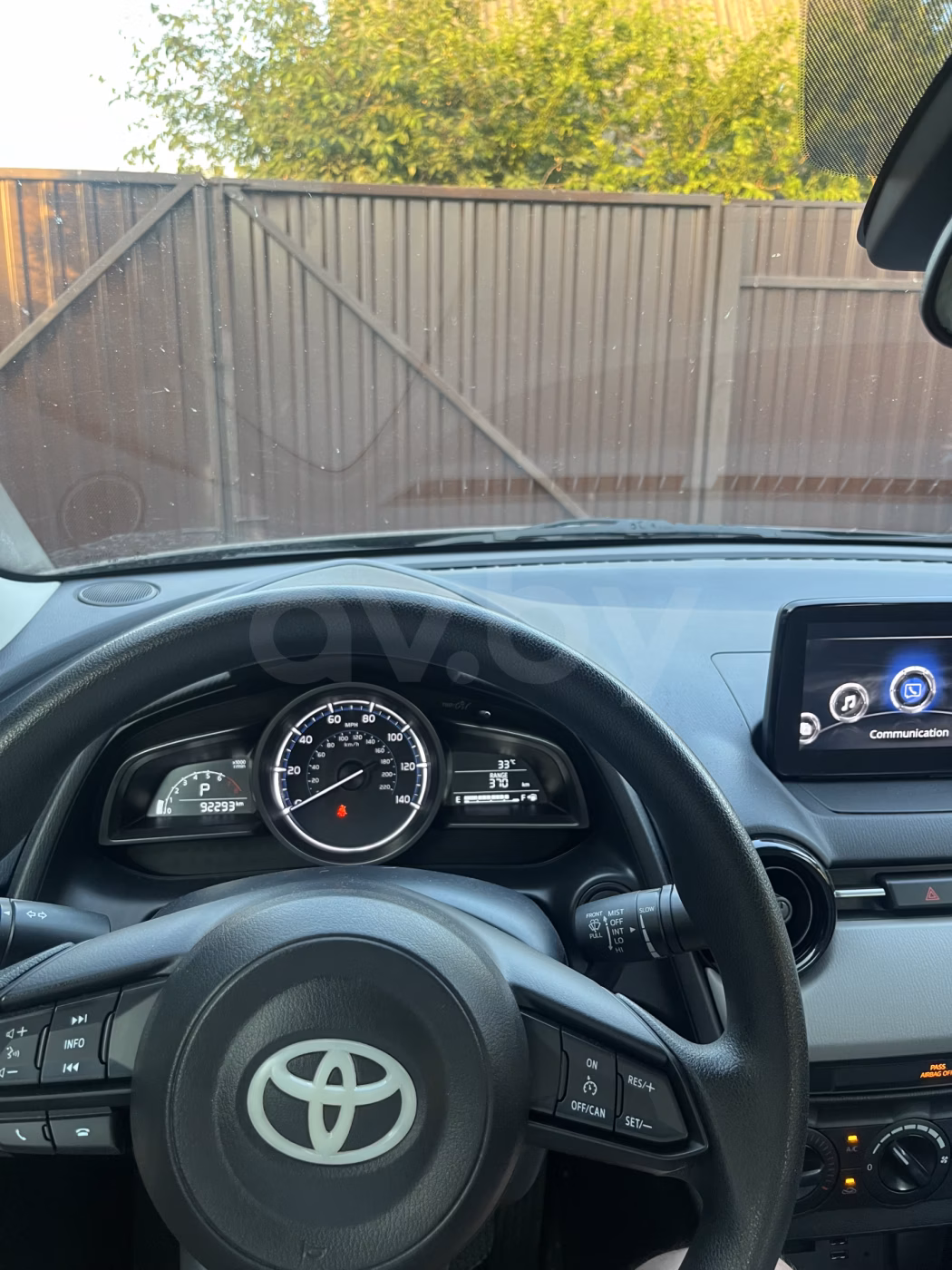 Toyota Yaris фото 10