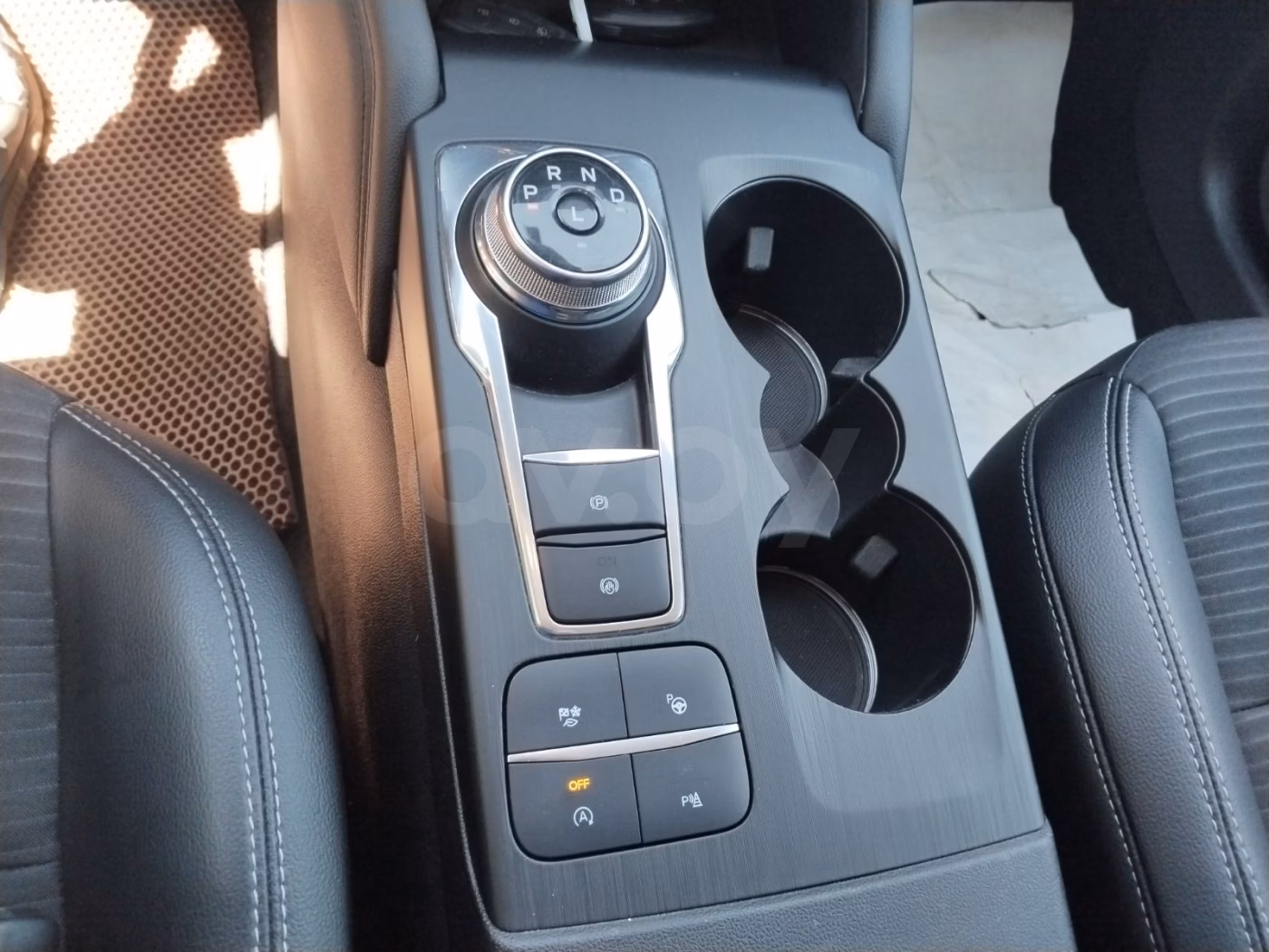 Ford Kuga фото 13