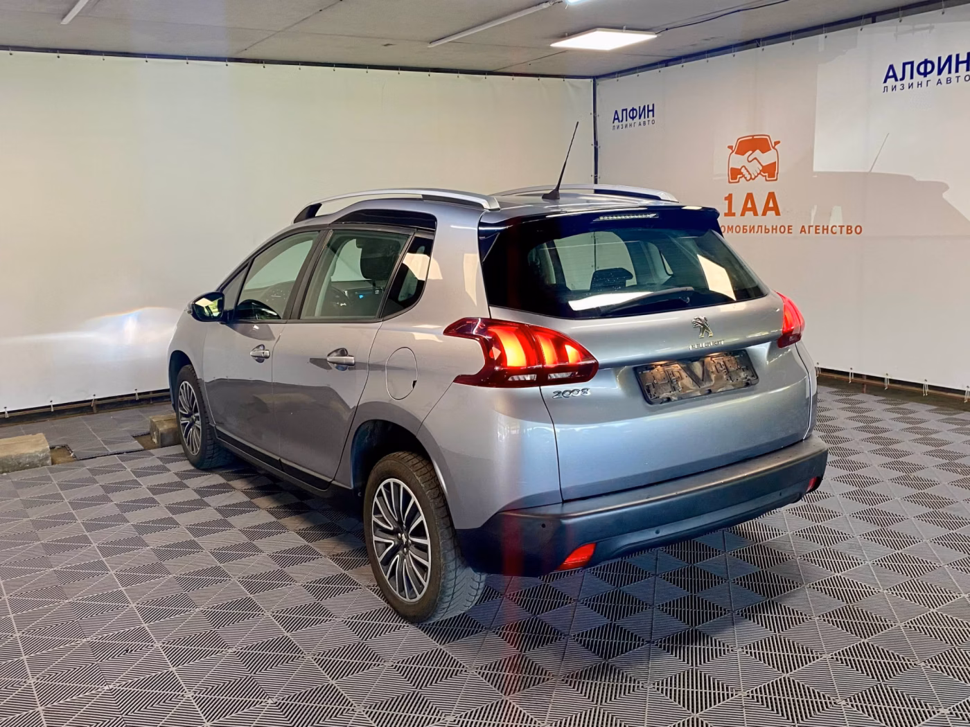 Peugeot 2008 фото 4