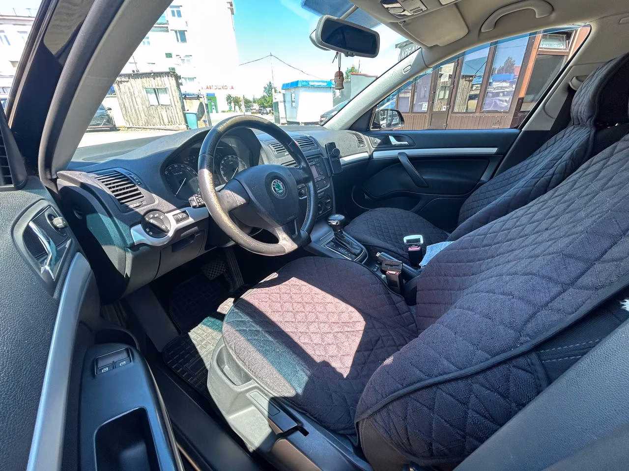 Skoda Octavia фото 9