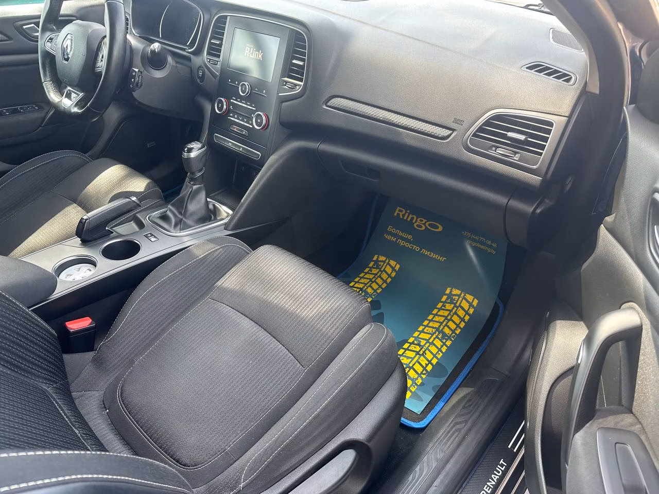 Renault Megane фото 12