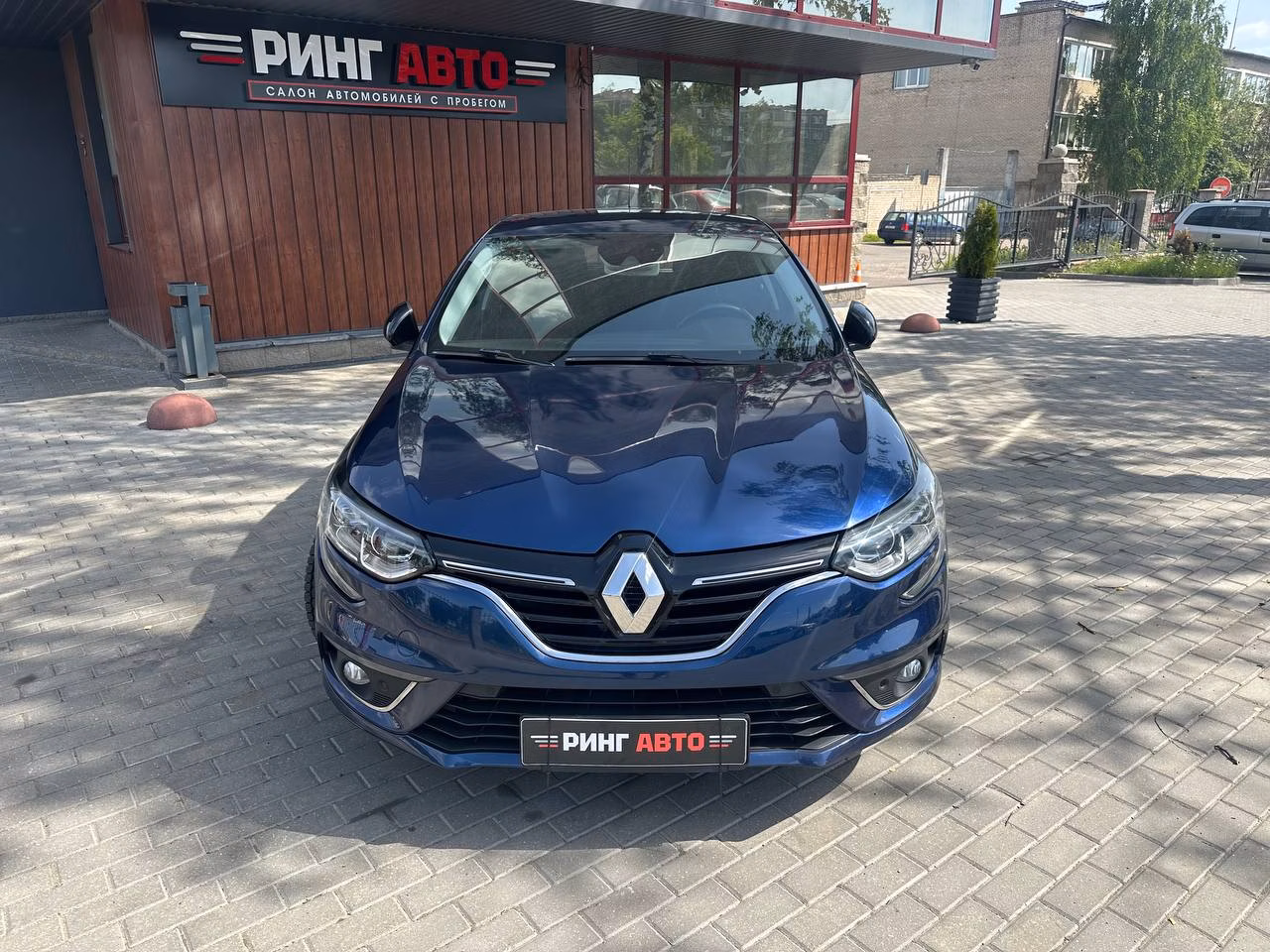 Renault Megane фото 2