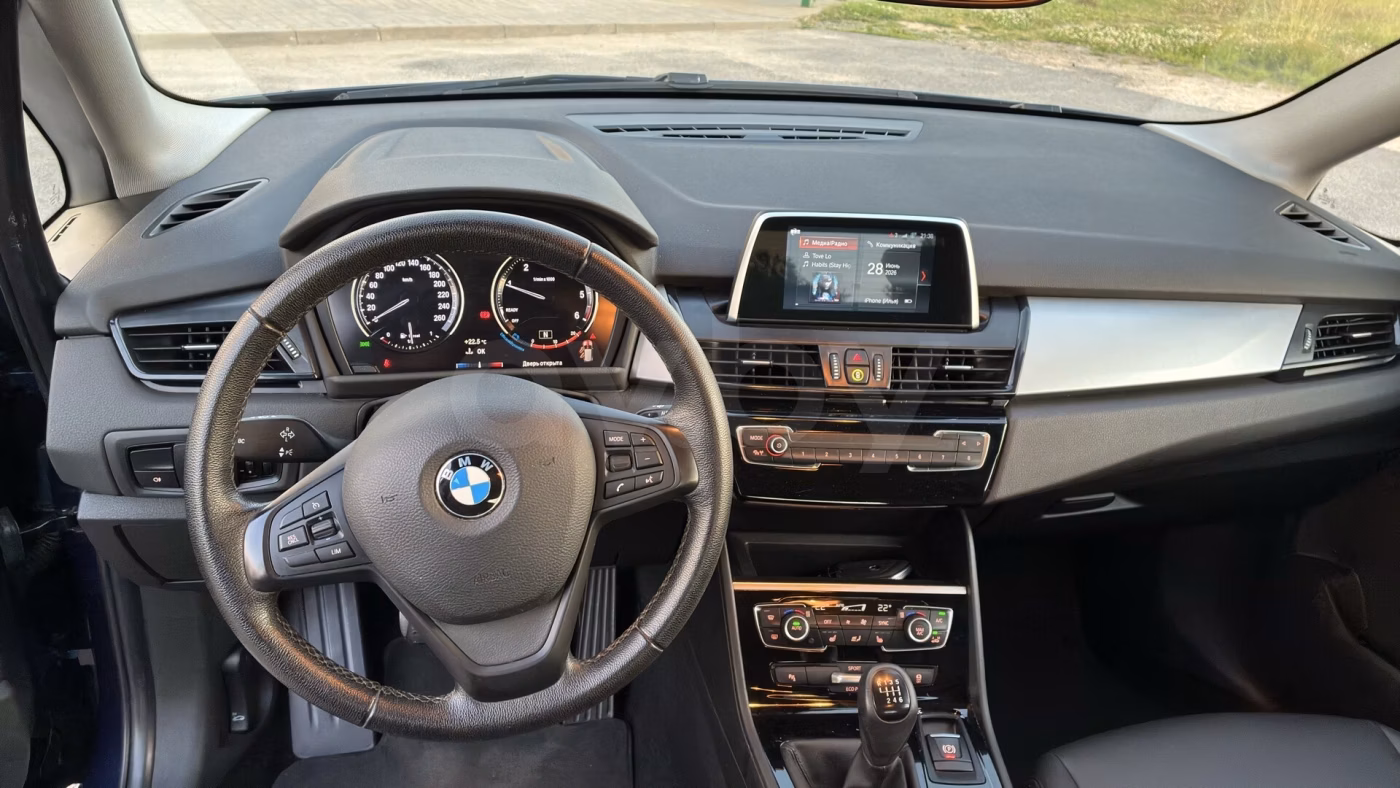 BMW 2 серия Active Tourer фото 5