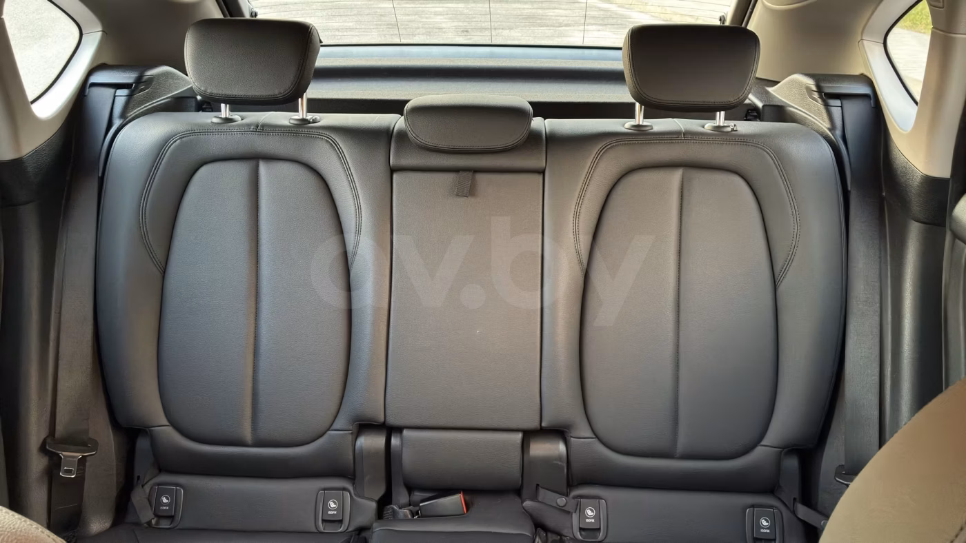 BMW 2 серия Active Tourer фото 9