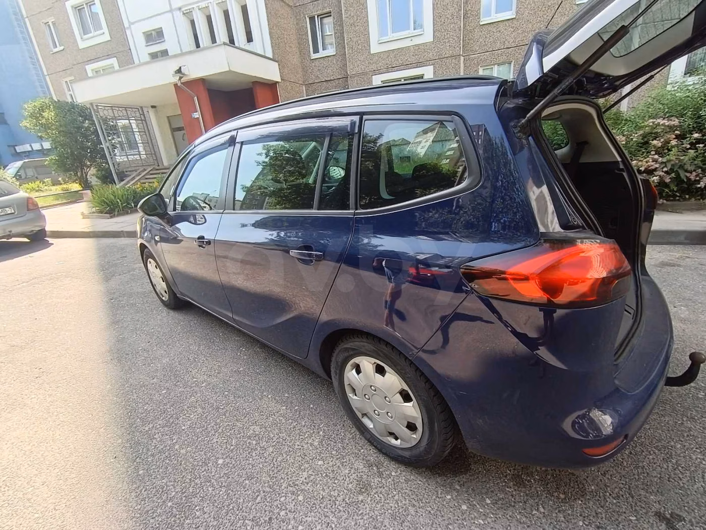 Opel Zafira фото 16