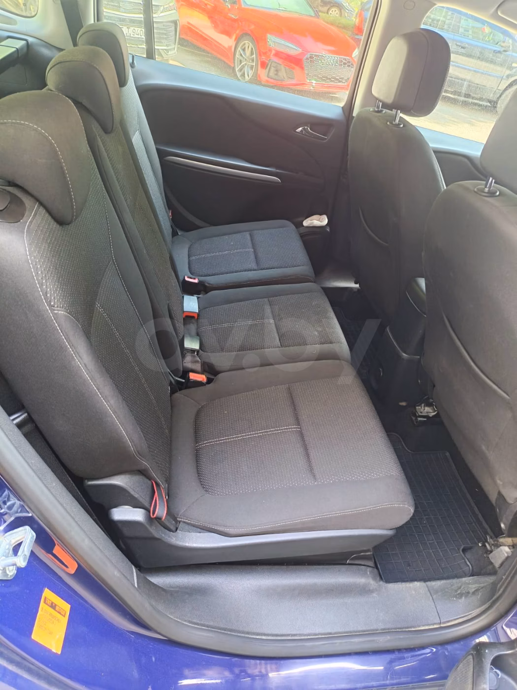Opel Zafira фото 24