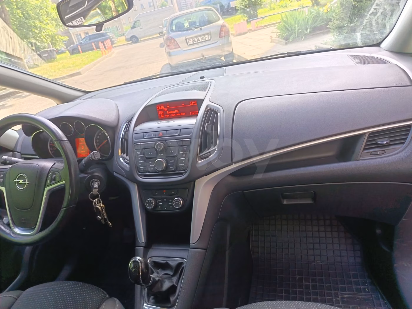 Opel Zafira фото 23