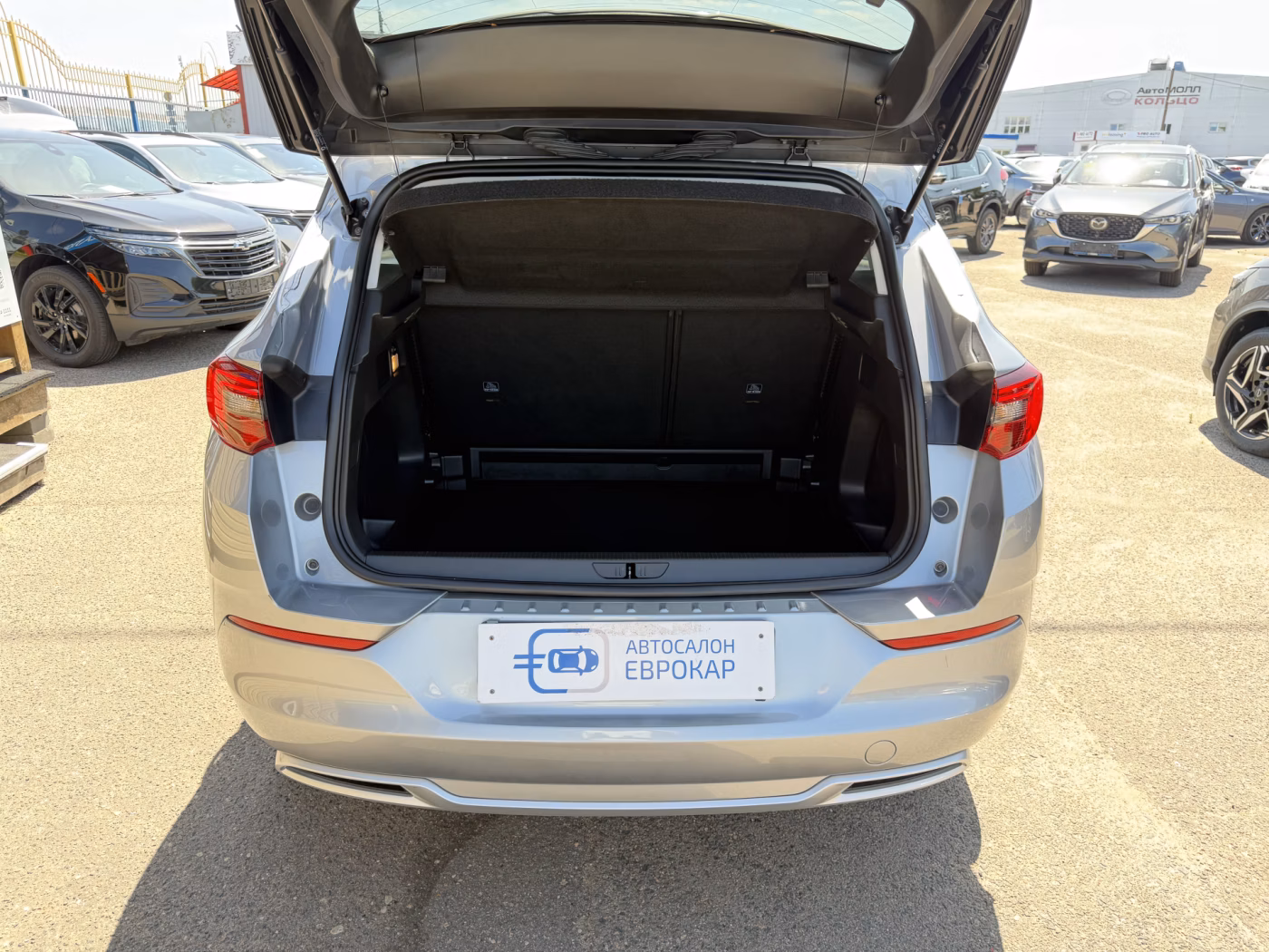 Opel Grandland X фото 12