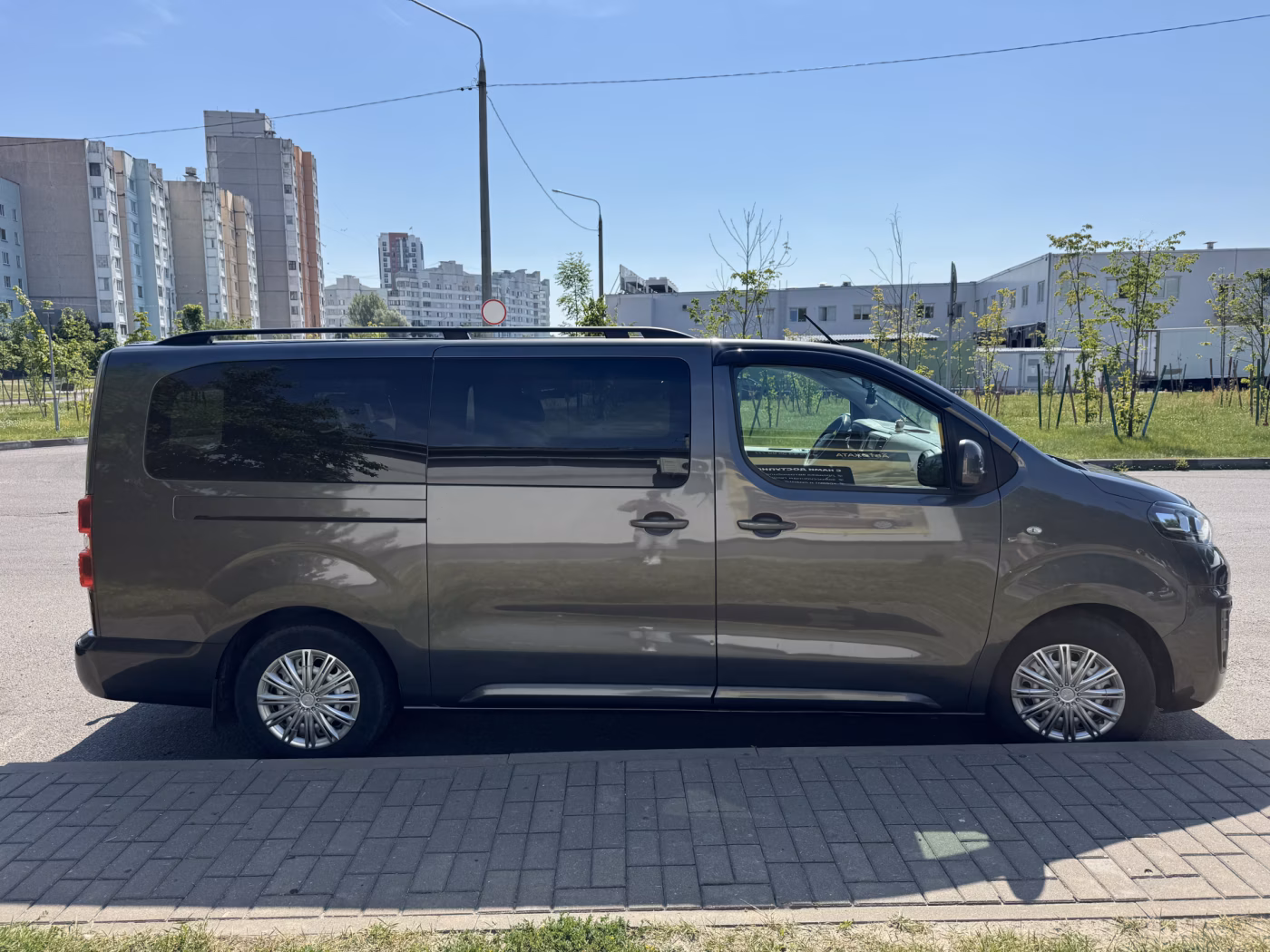 Opel Vivaro фото 3