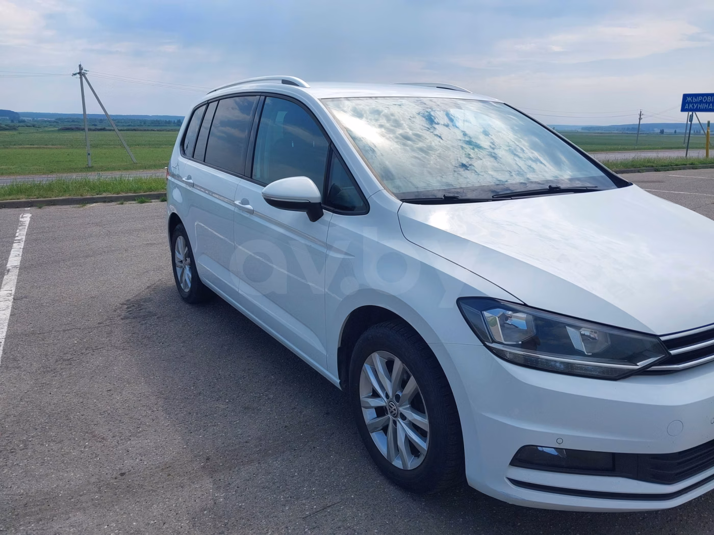 Volkswagen Touran фото 6