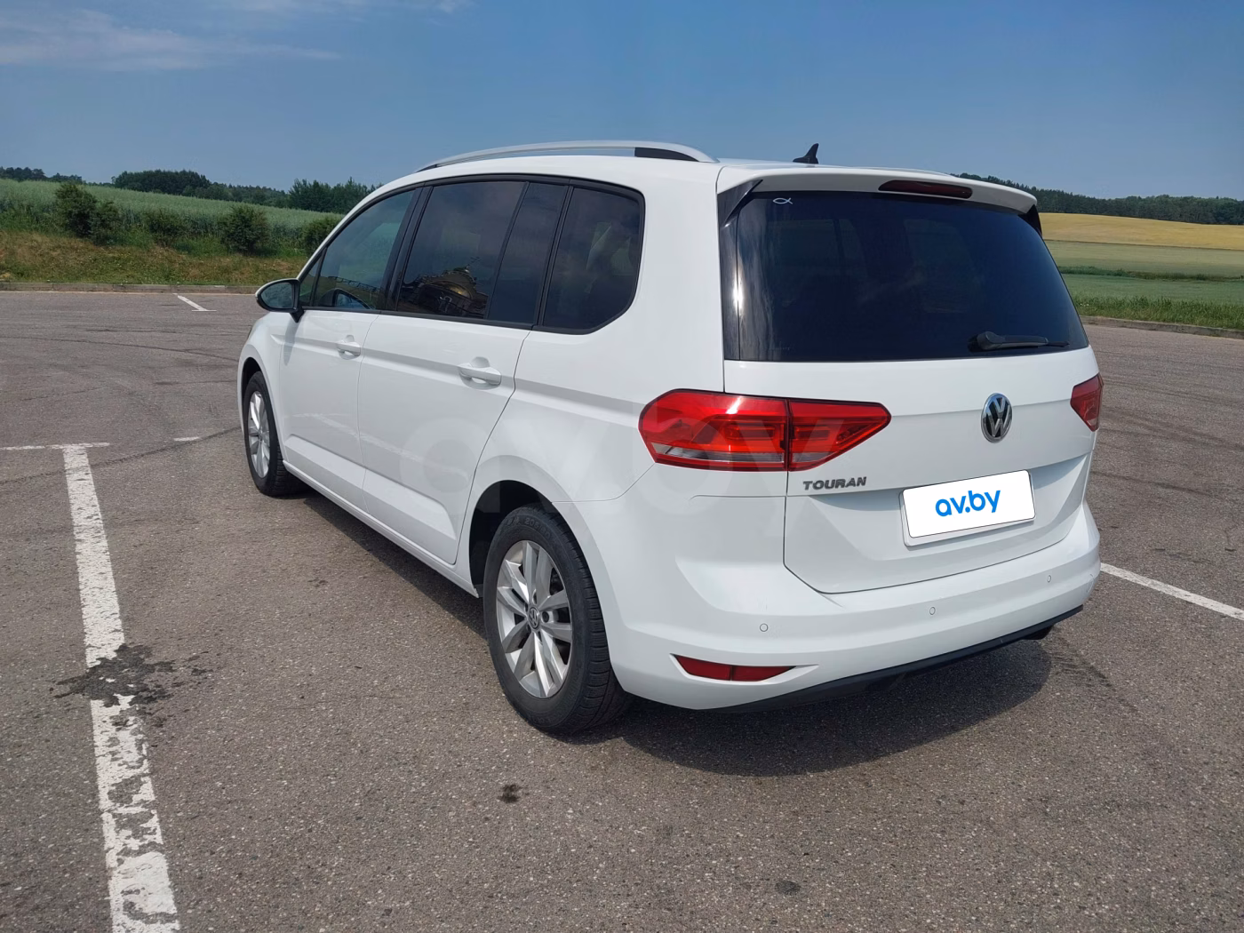 Volkswagen Touran фото 3