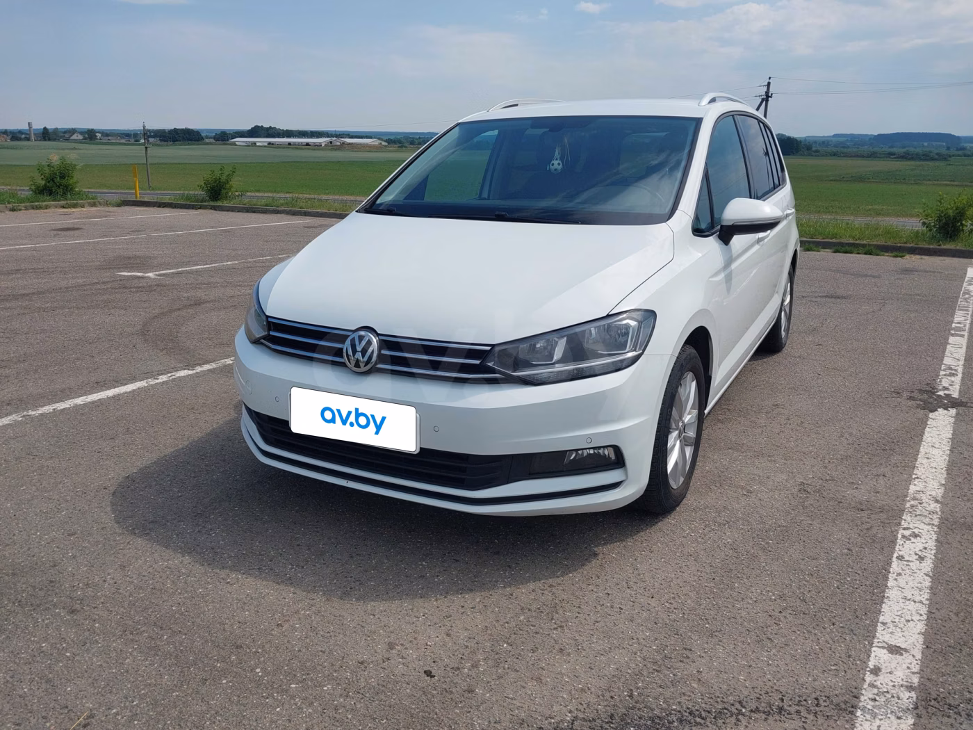 Volkswagen Touran фото 2