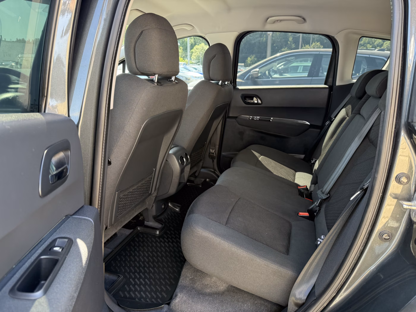 Peugeot 3008 фото 10