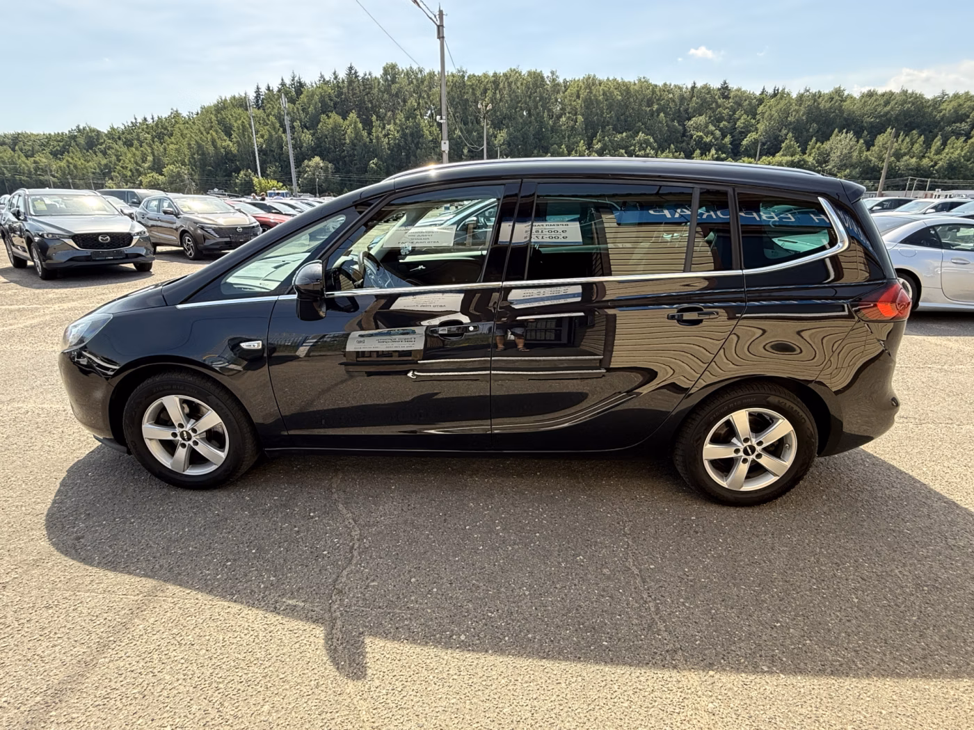 Opel Zafira фото 8