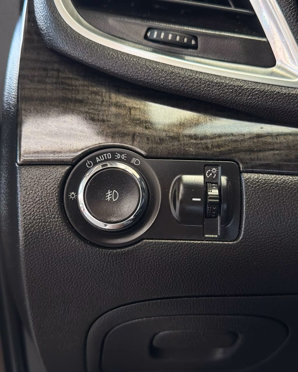 Buick Encore фото 11