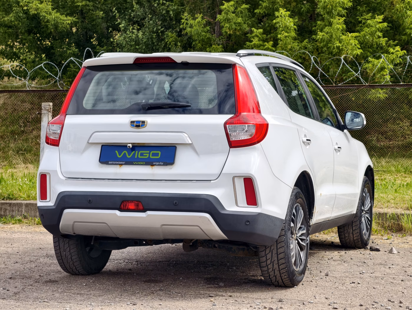Geely Emgrand X7 фото 7