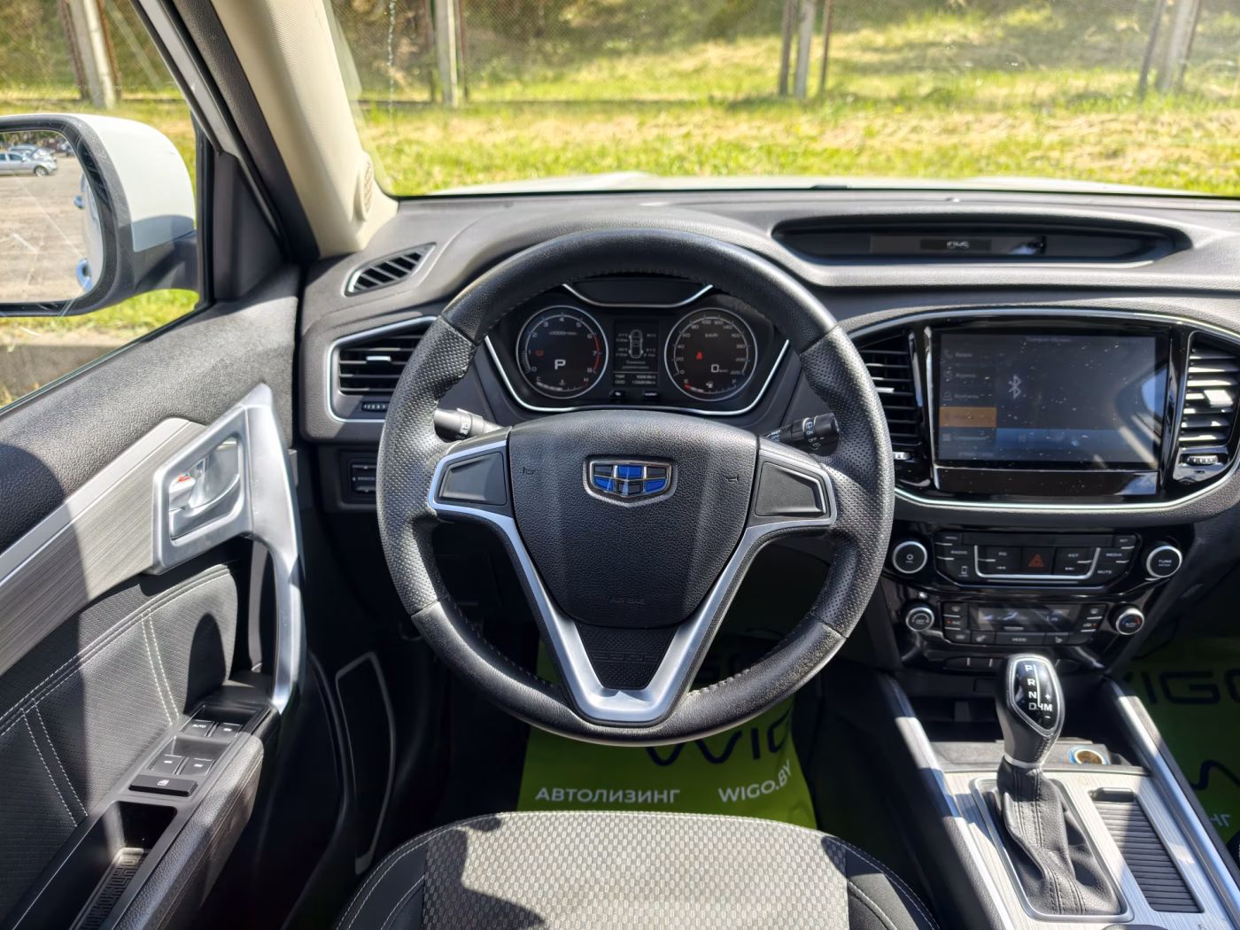 Geely Emgrand X7 фото 15
