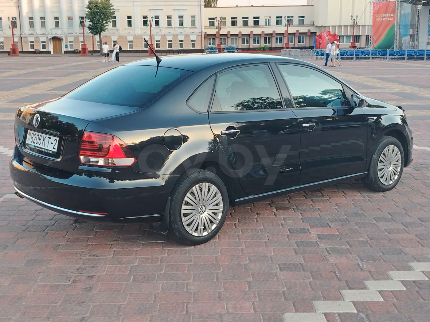 Volkswagen Polo Sedan фото 7