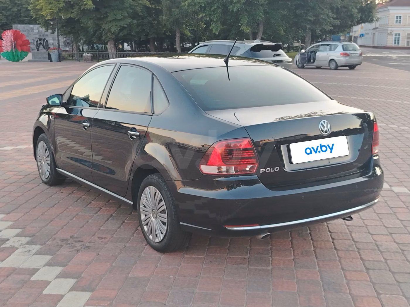 Volkswagen Polo Sedan фото 8