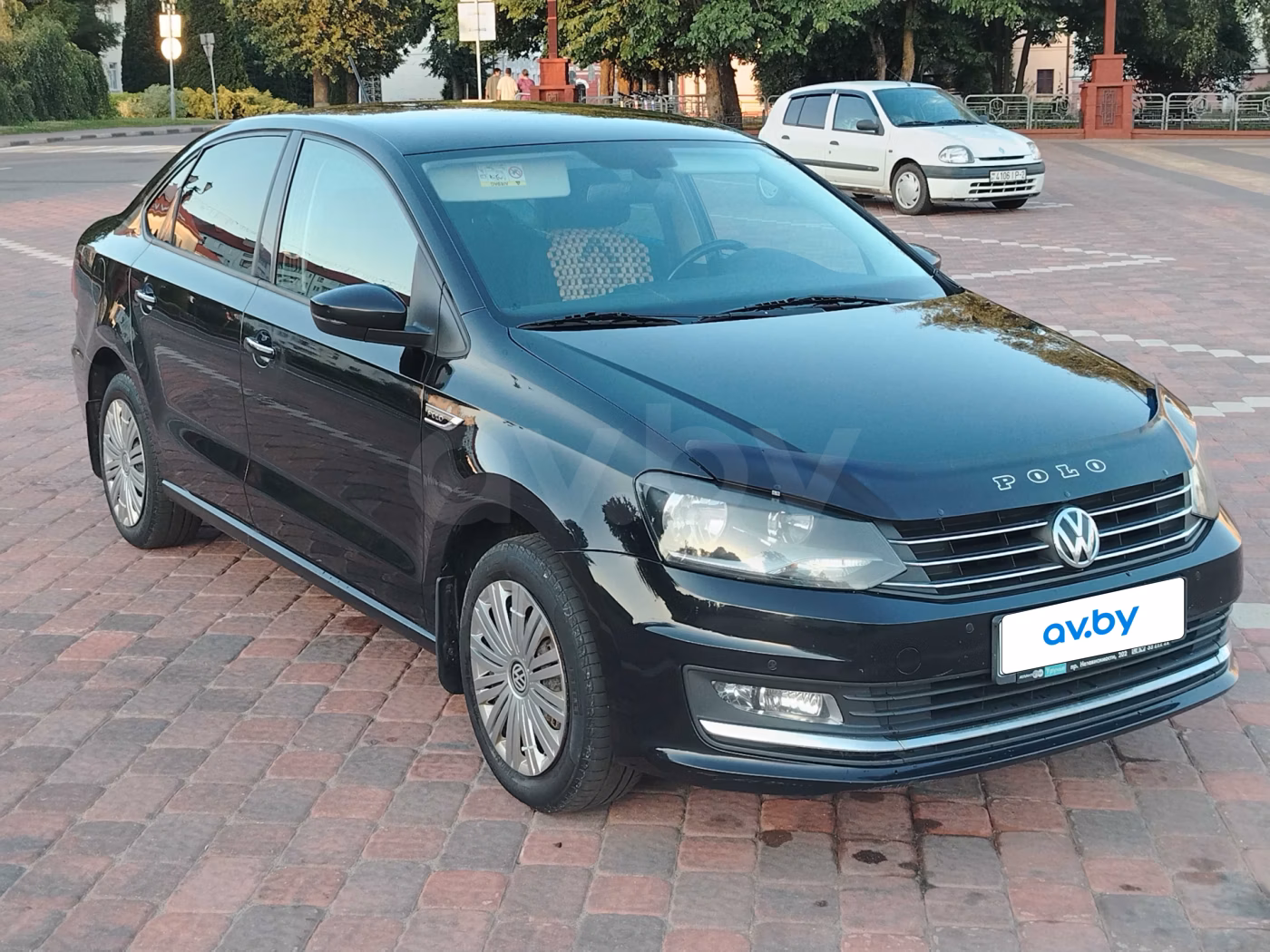 Volkswagen Polo Sedan фото 3
