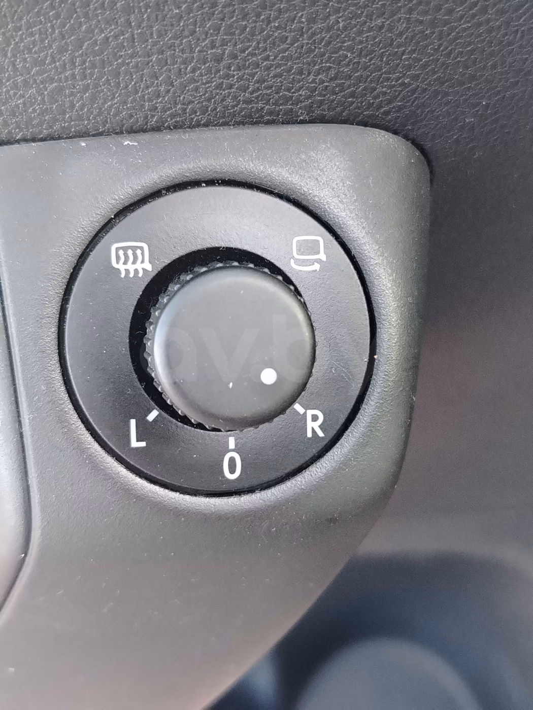 Volkswagen Polo Sedan фото 13