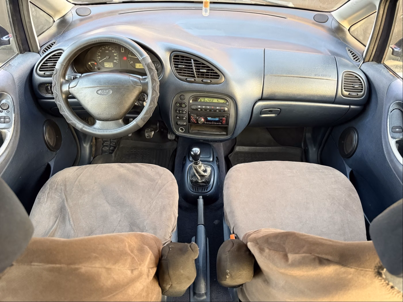 Ford Galaxy фото 8