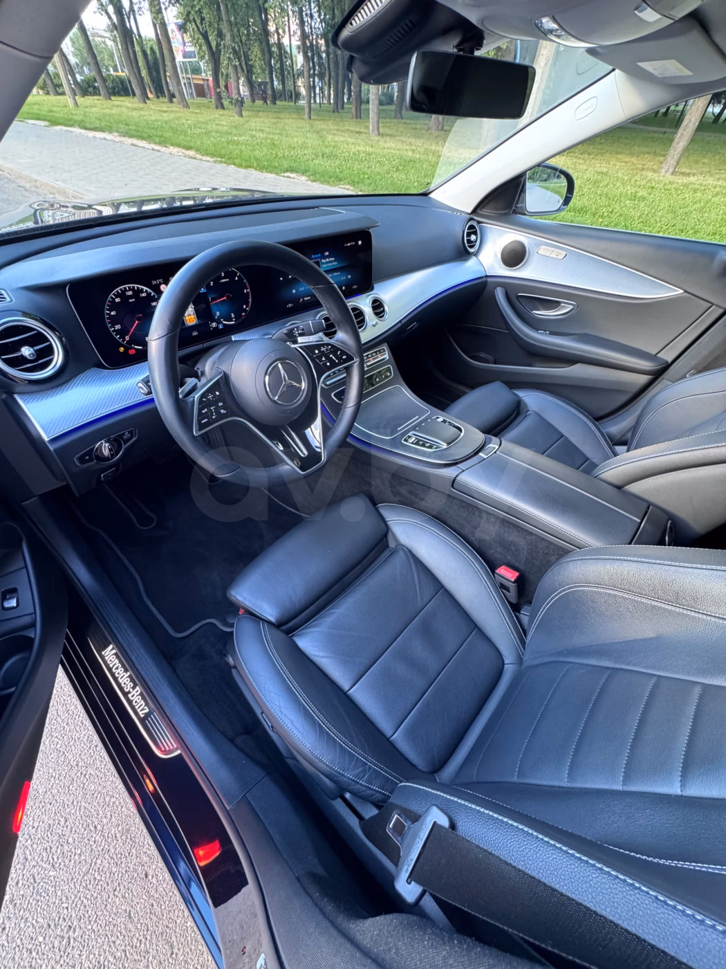 Mercedes-Benz E-Класс фото 11