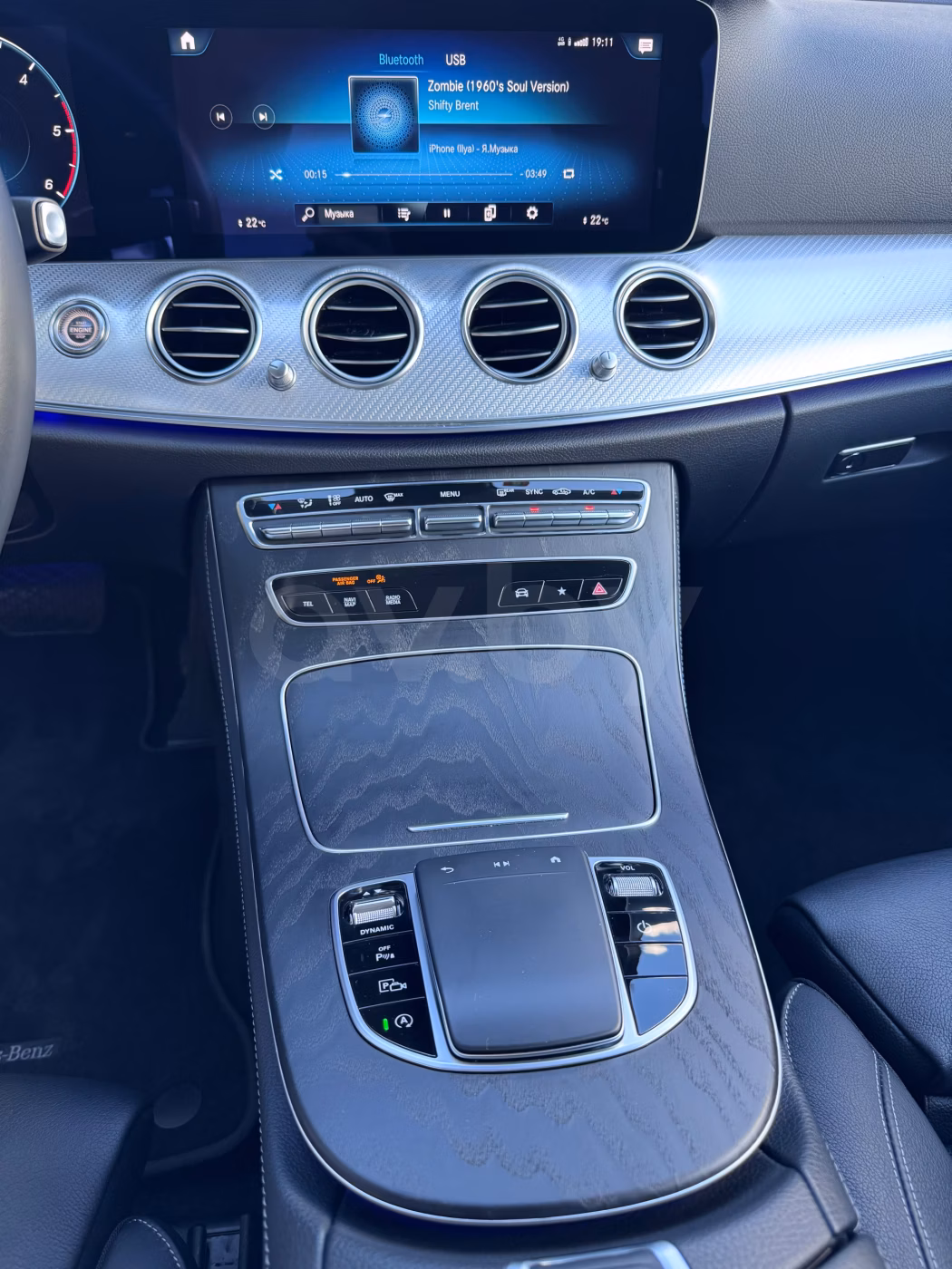 Mercedes-Benz E-Класс фото 18