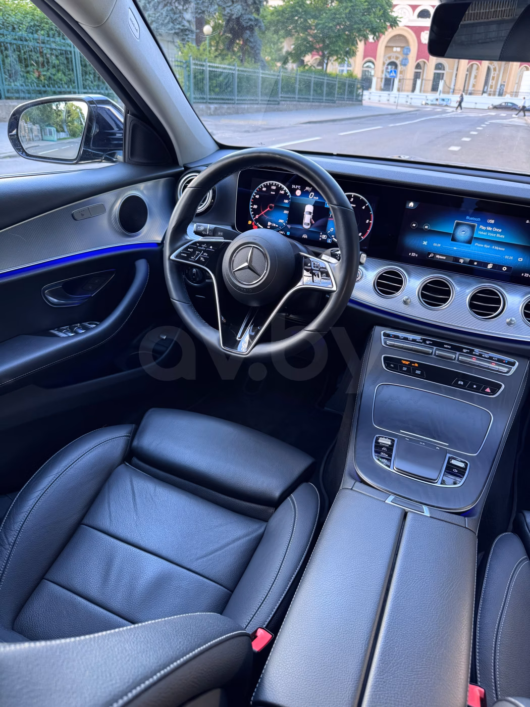 Mercedes-Benz E-Класс фото 13