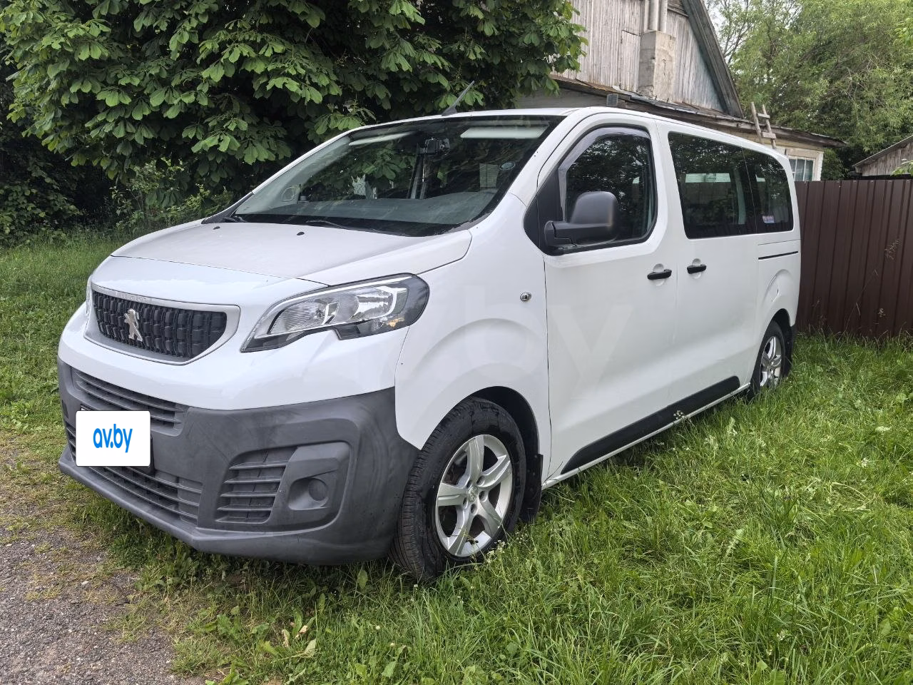 Peugeot Traveller