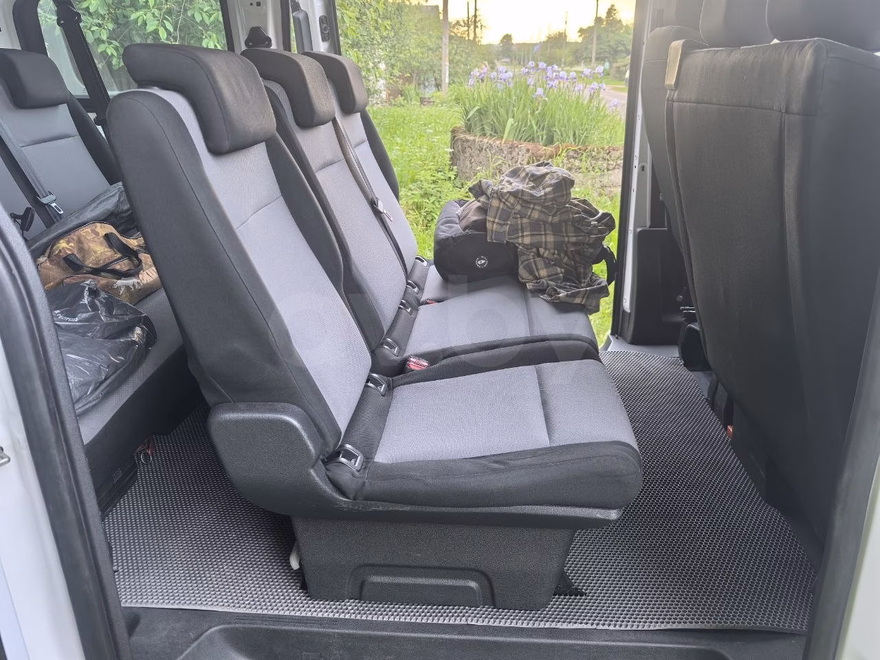 Peugeot Traveller фото 13