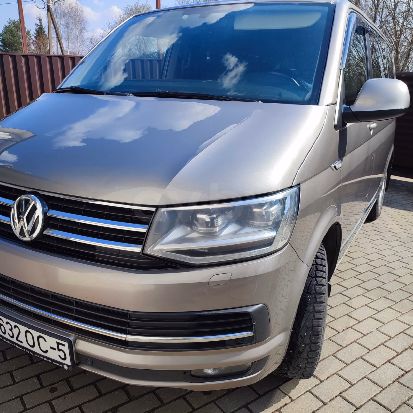 Volkswagen Multivan фото 2