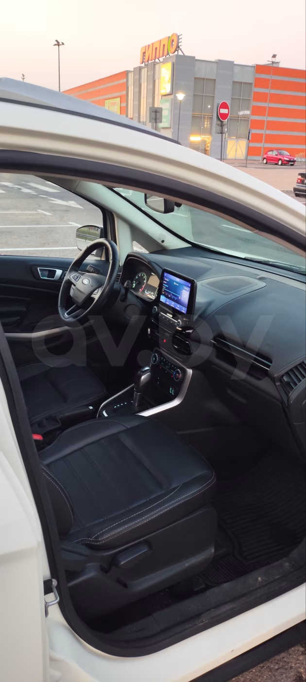 Ford EcoSport фото 7