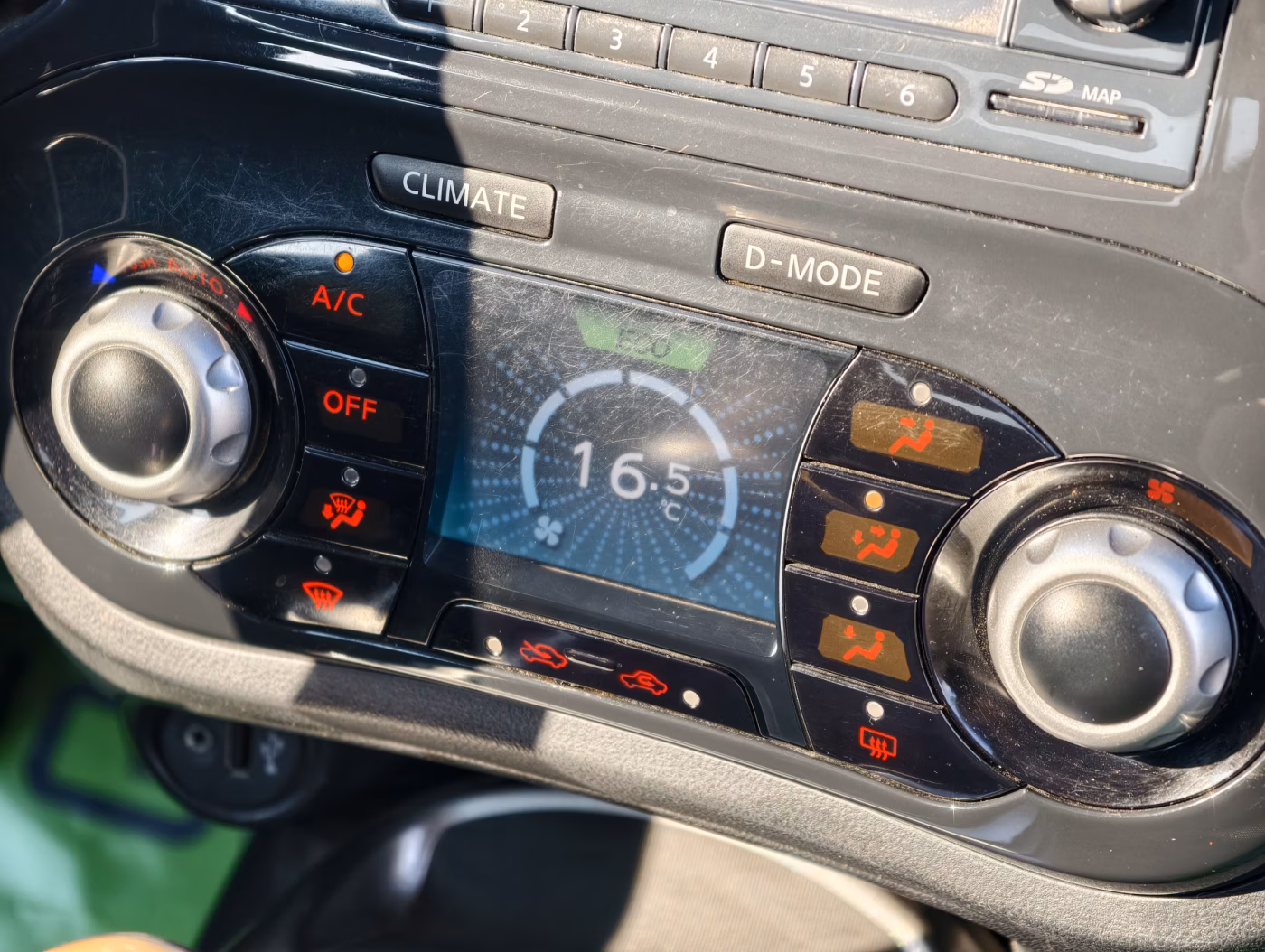 Nissan Juke фото 20