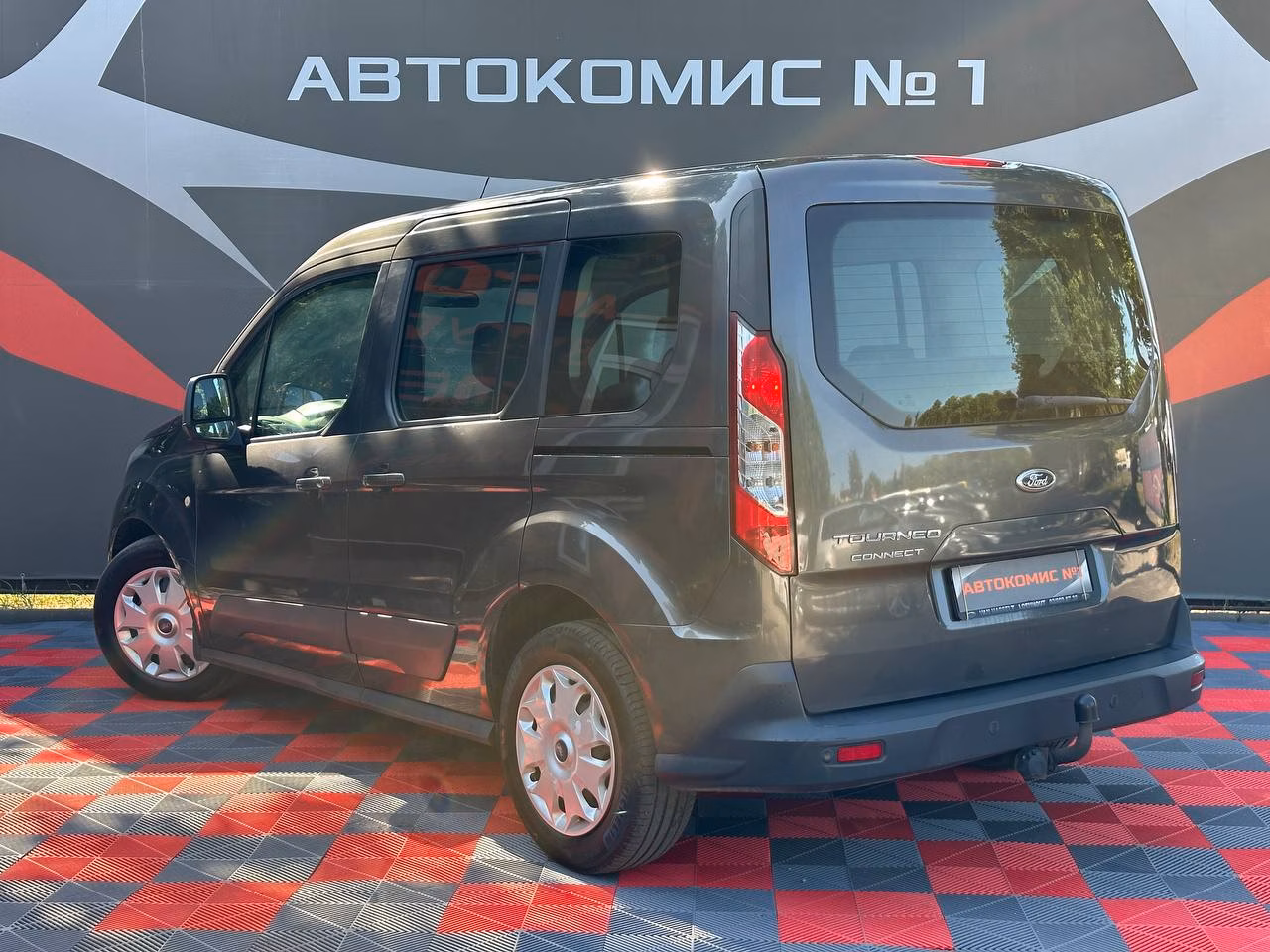 Ford Tourneo Connect фото 3