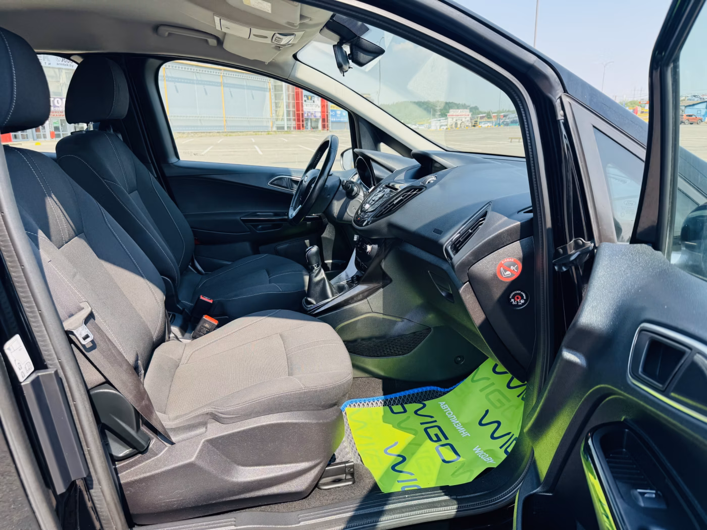 Ford B-MAX фото 8