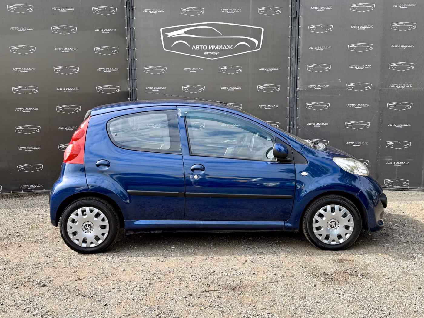 Peugeot 107 фото 4
