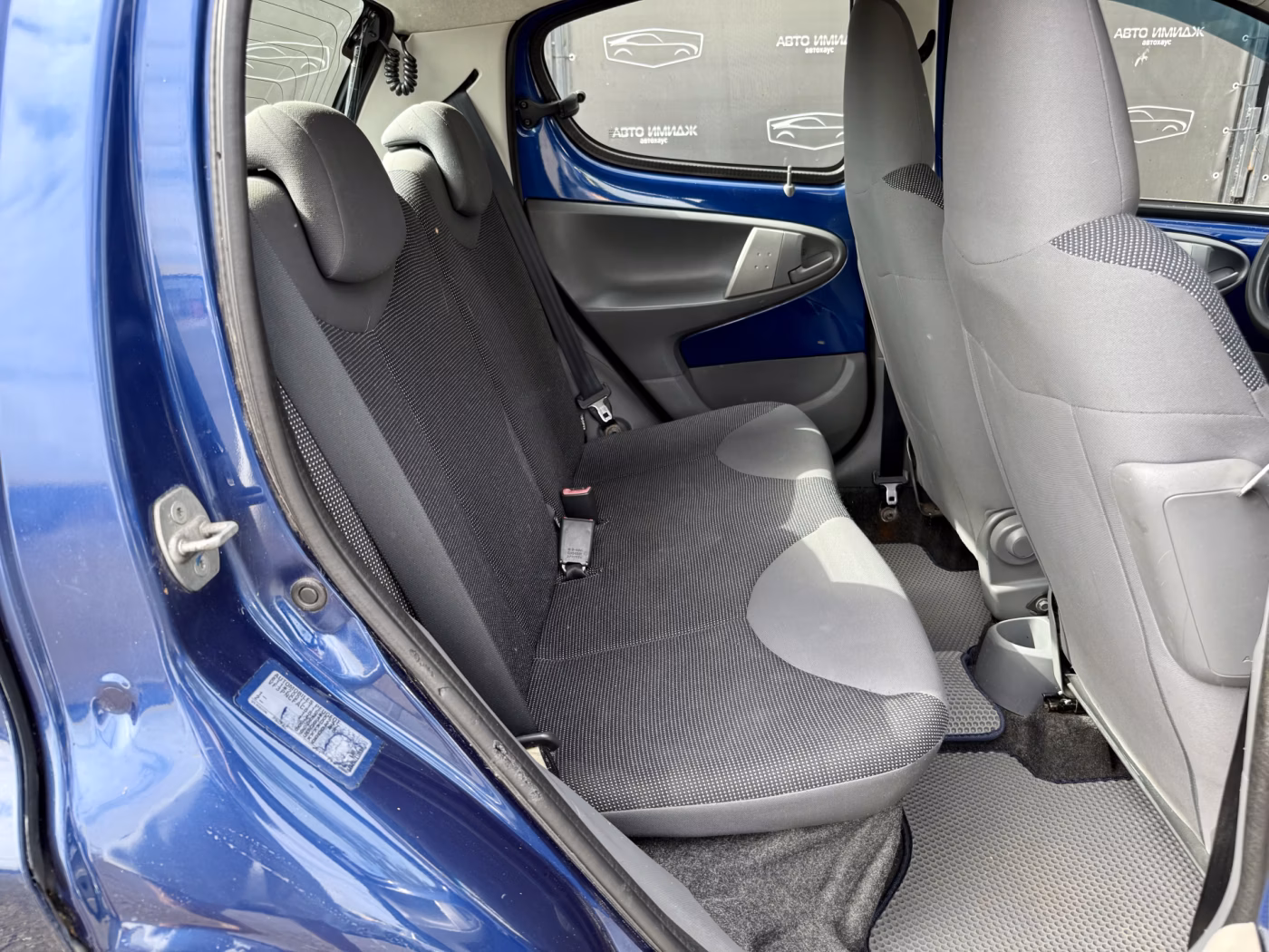 Peugeot 107 фото 20