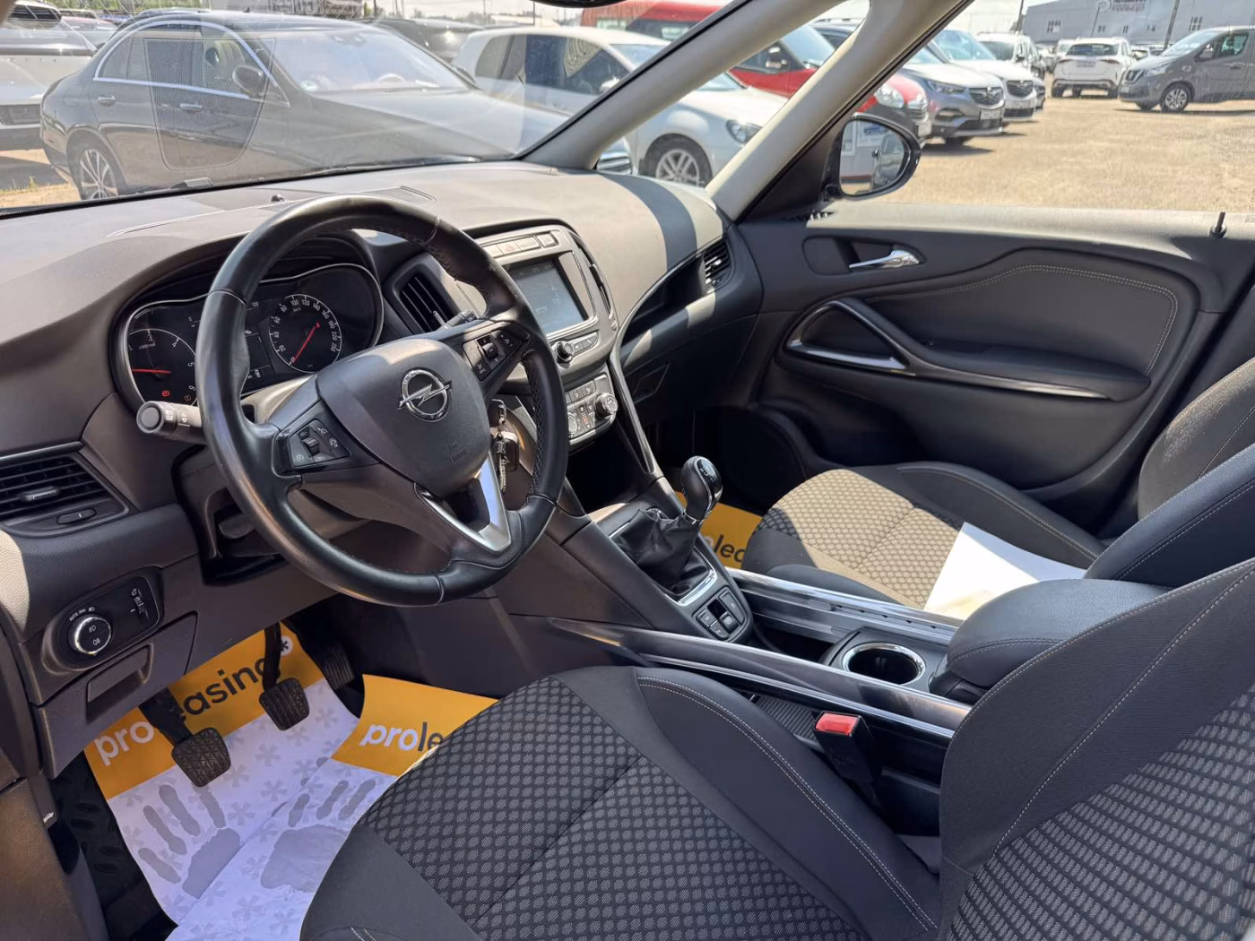 Opel Zafira фото 17