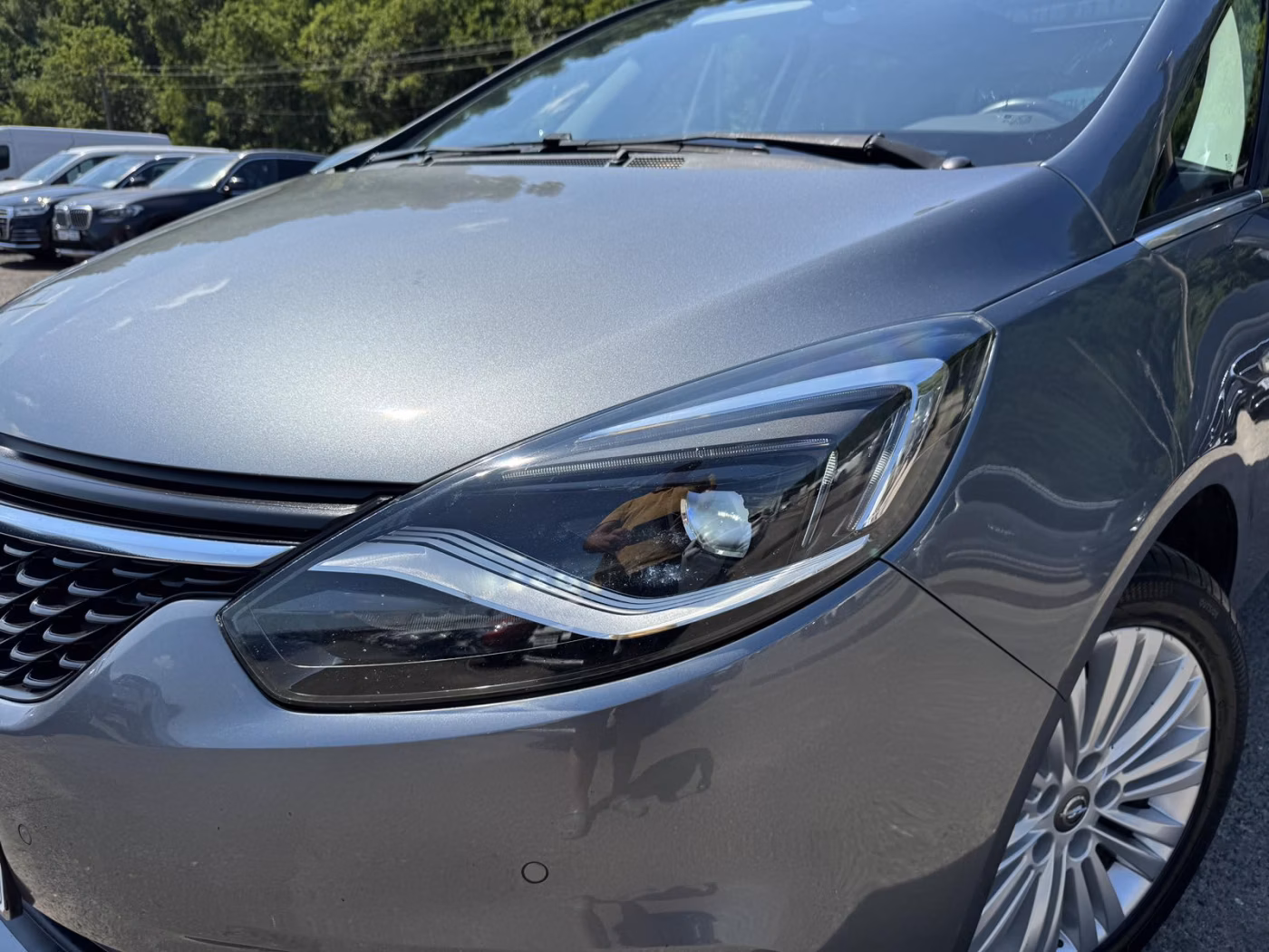 Opel Zafira фото 2