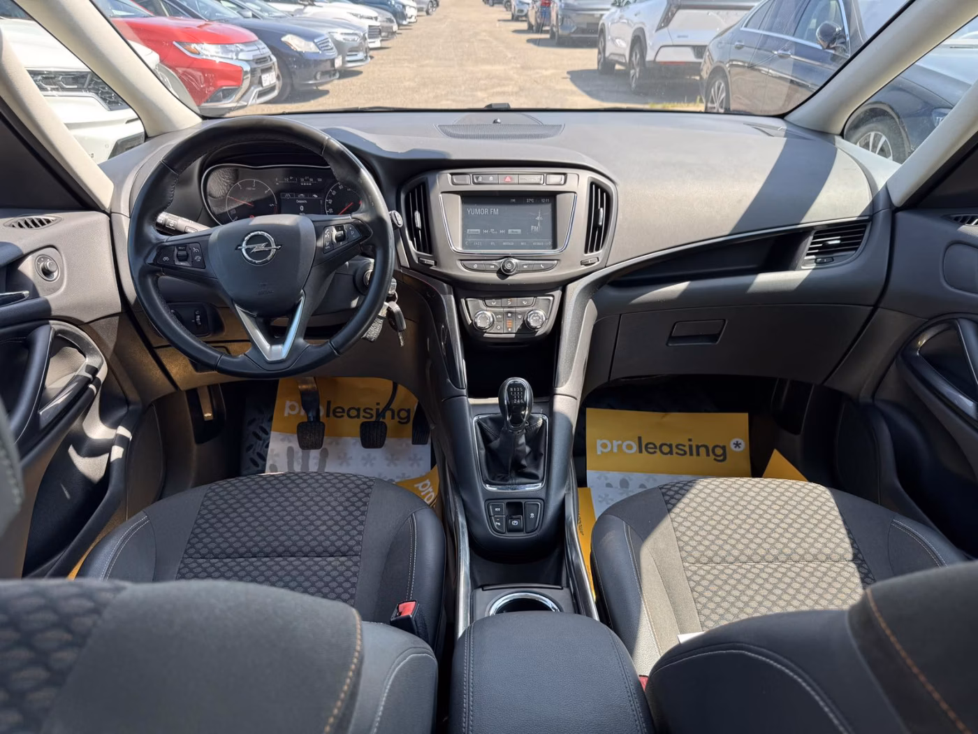 Opel Zafira фото 15