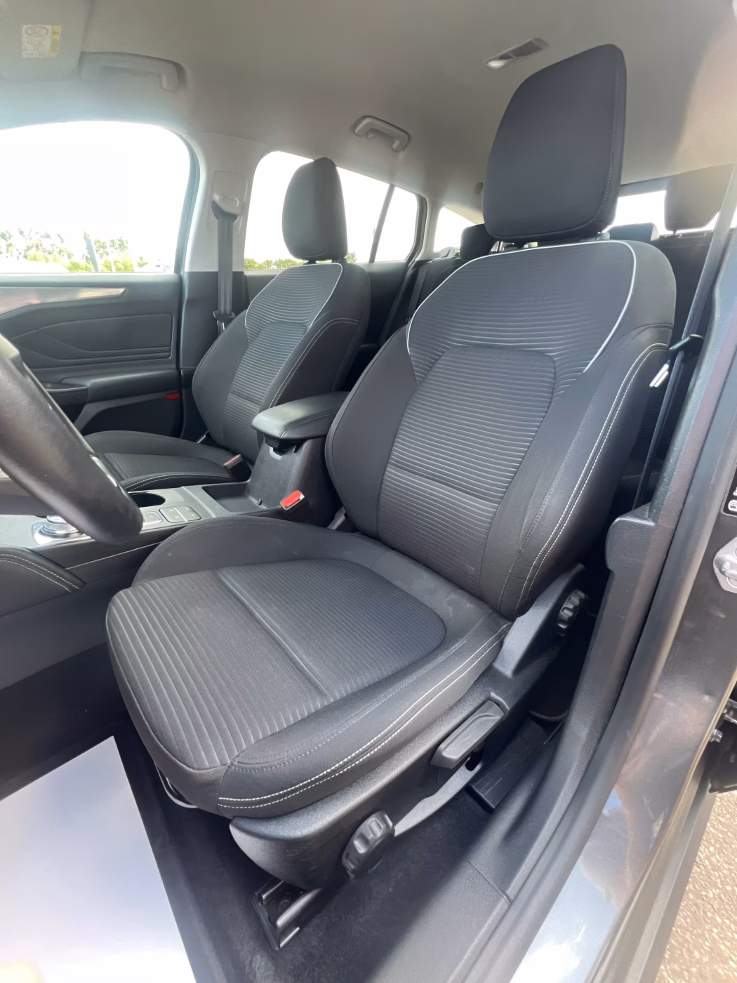 Ford Focus фото 10
