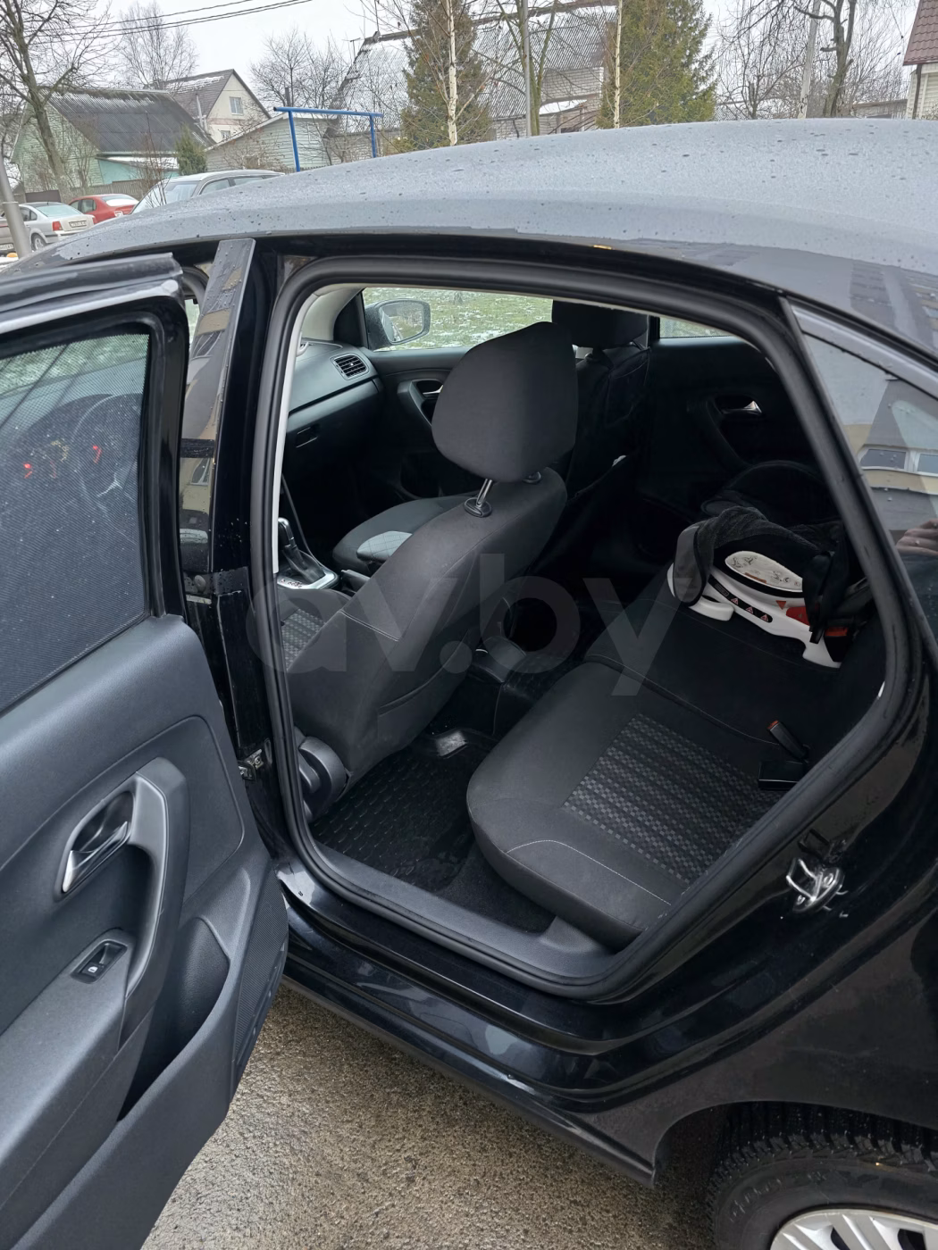 Volkswagen Polo Sedan фото 12