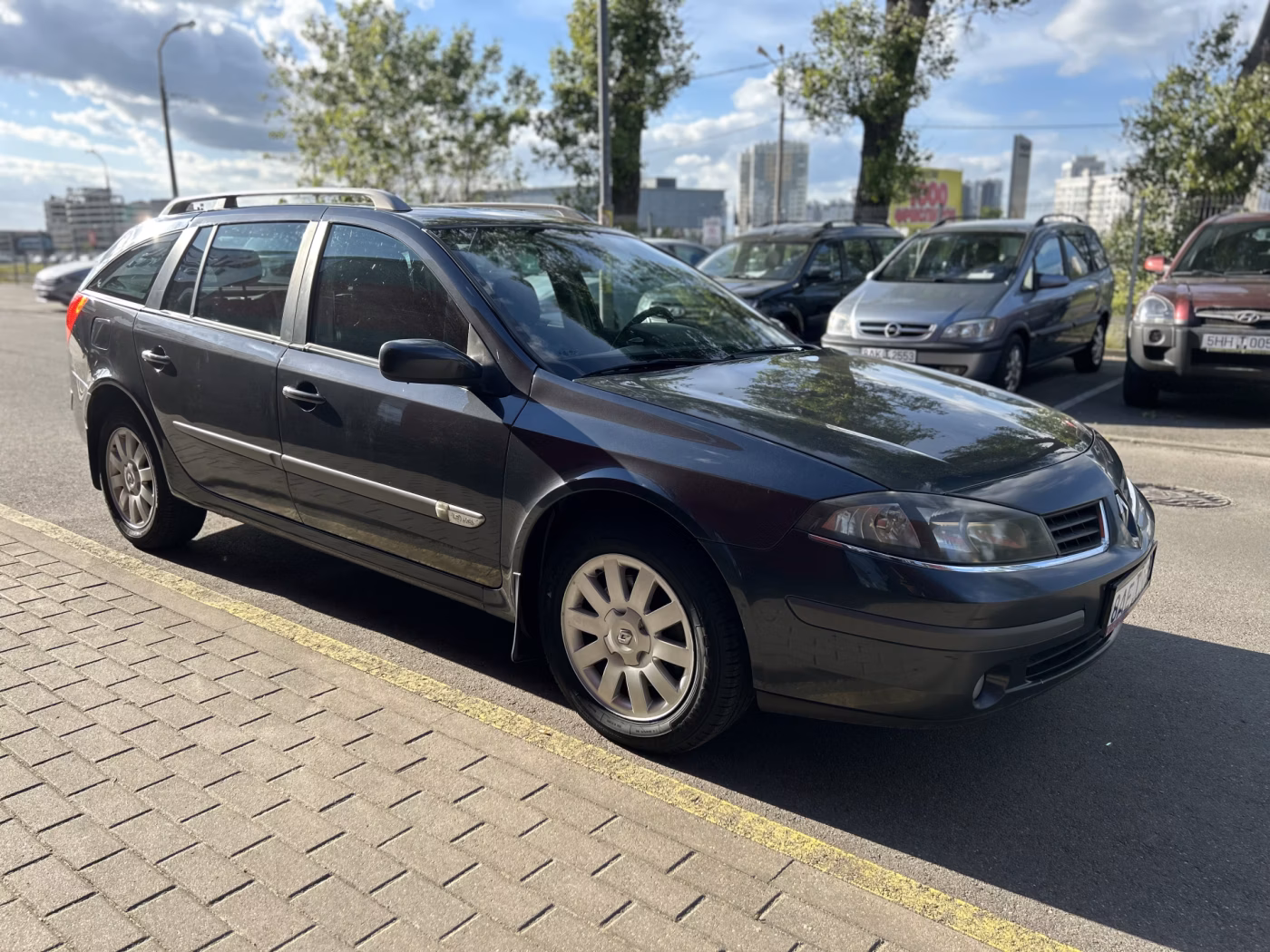 Renault Laguna фото 4