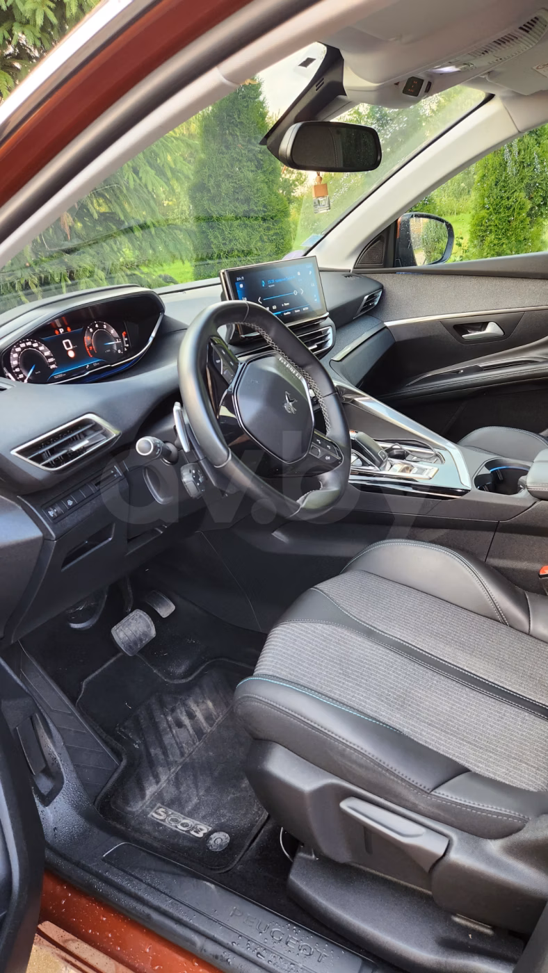Peugeot 5008 фото 8