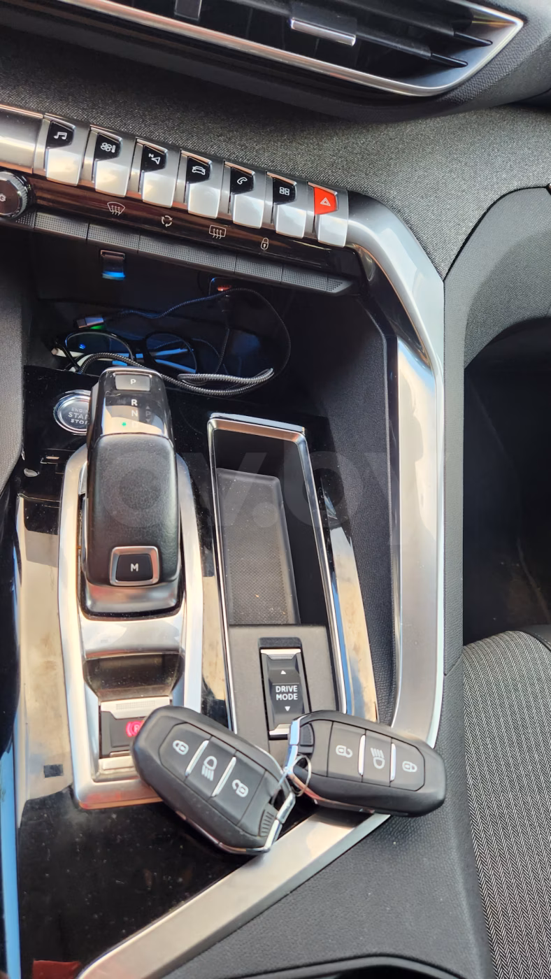 Peugeot 5008 фото 20