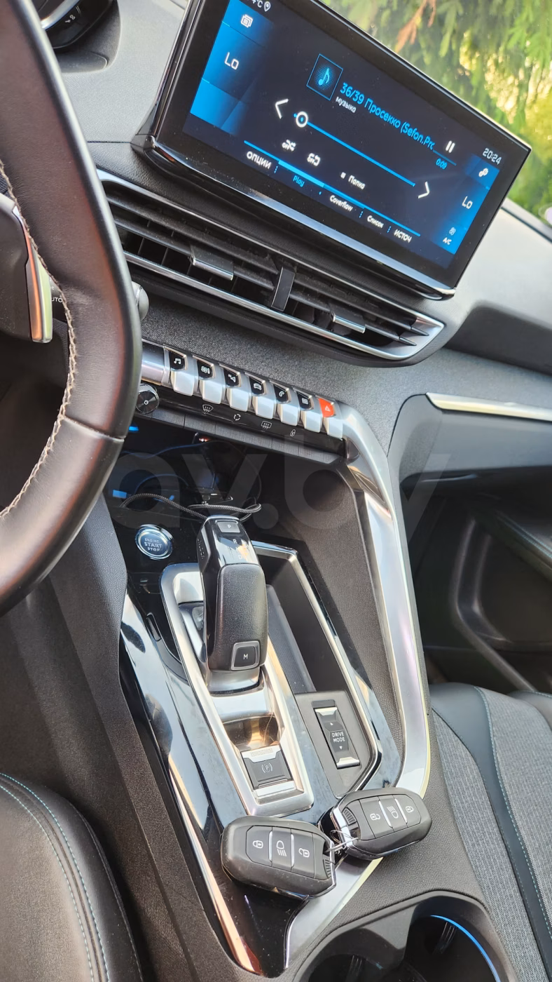 Peugeot 5008 фото 9
