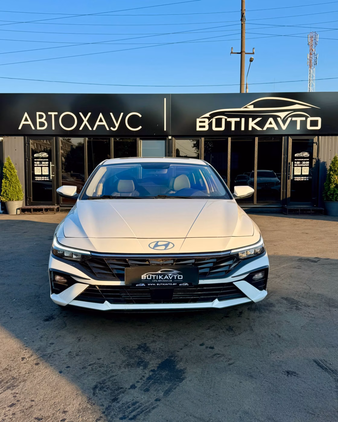 Hyundai Elantra фото 2